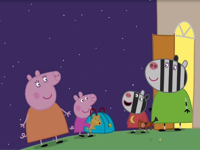 Peppa Pig S02E51 The Sleepover